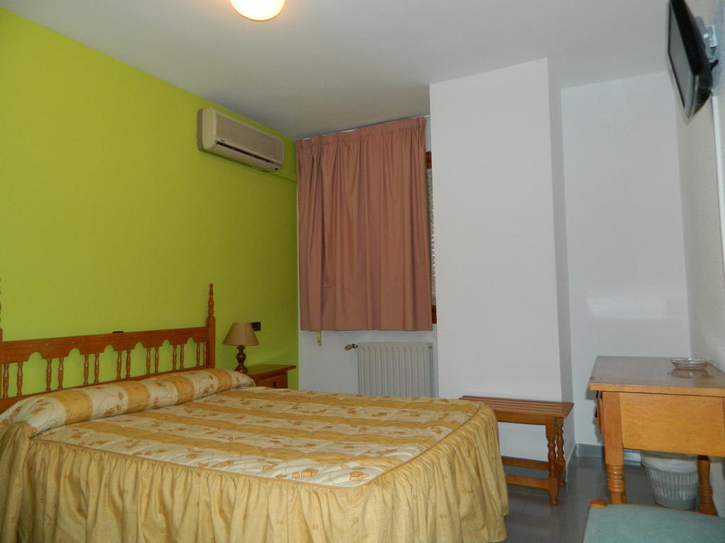 Hotel El Sueno Del Infante à Guadalajara Extérieur photo